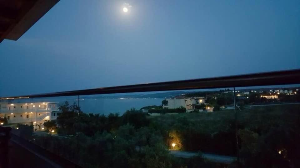 Villa Evita , Penthouse, 53M2 ,Athytos 450M From The Beach Afytos Exterior foto